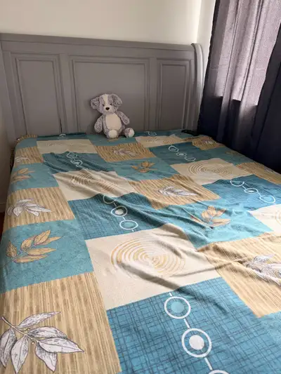 One bedroom in apartment