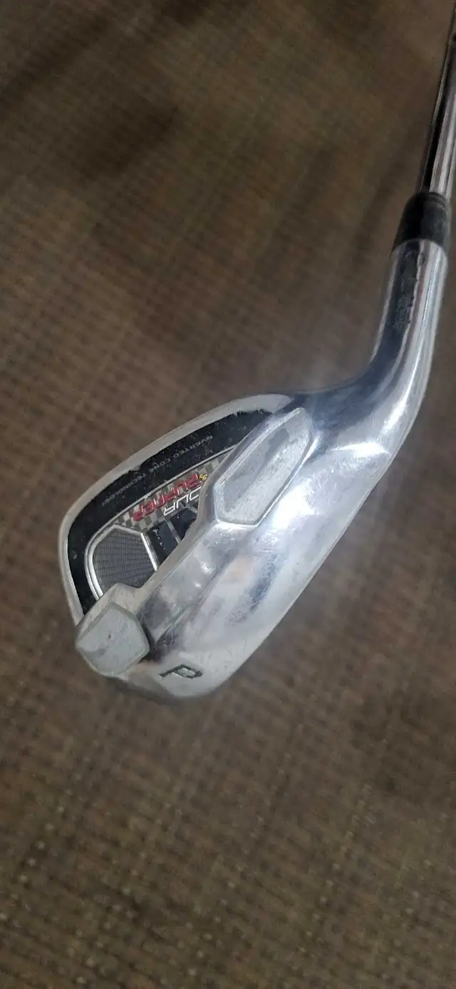 Lefty Taylormade Tour Burner Pitching Wedge  in Golf in Bedford - Image 3