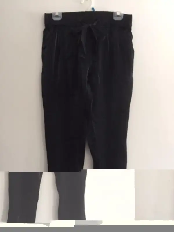 JOE FRESH woman Satin Pants, Black, Size small, Never Worn in Women's - Bottoms in City of Toronto - Image 3