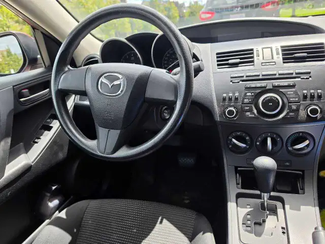 Mazda 3 2012556564756301107203