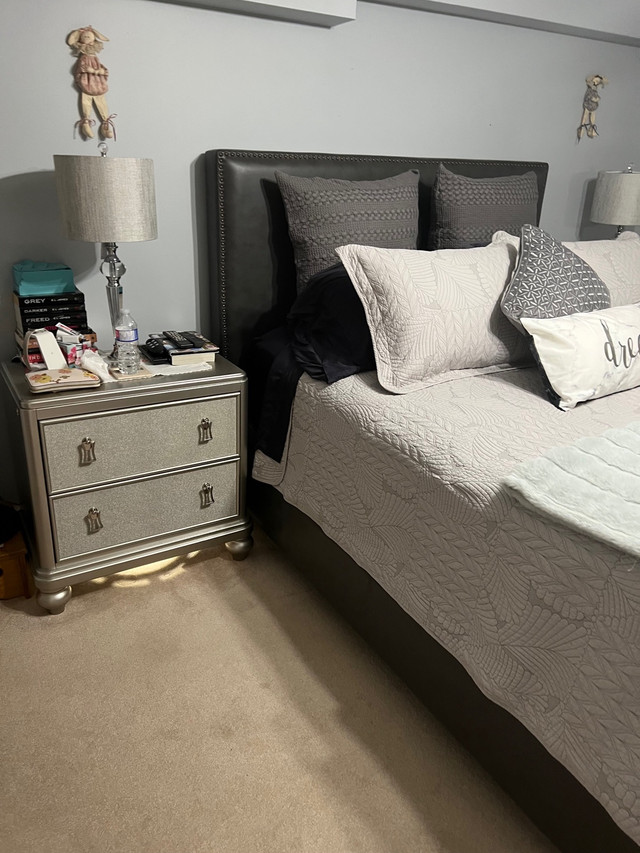 Headboard and footboard  in Beds & Mattresses in Mississauga / Peel Region