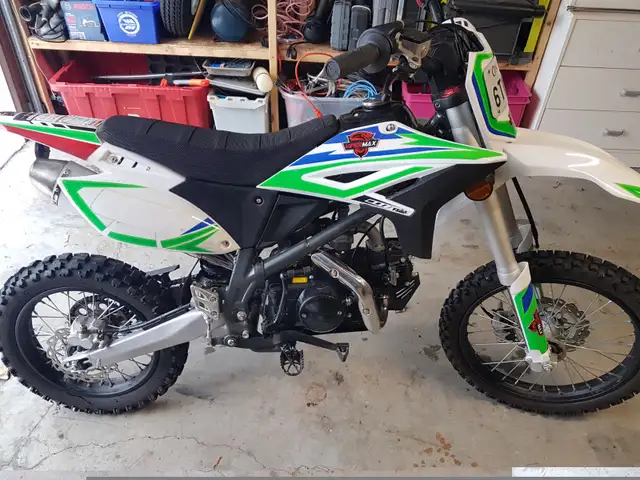 2021 Apollo dirt bike 125CC in Dirt Bikes & Motocross in Sudbury - Image 2