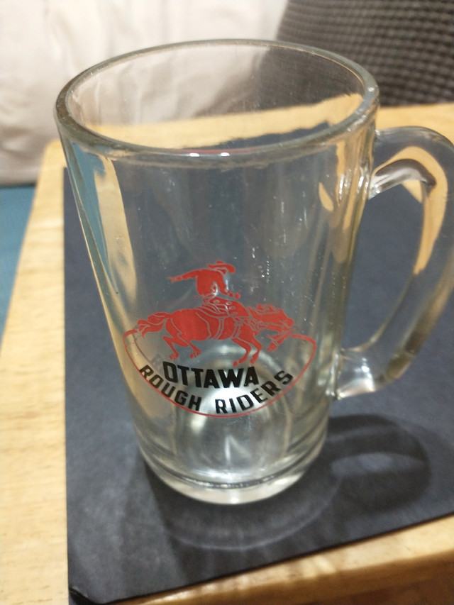 1980s CFL Ottawa Rough Riders glass mug in Arts & Collectibles in City of Toronto - Image 3