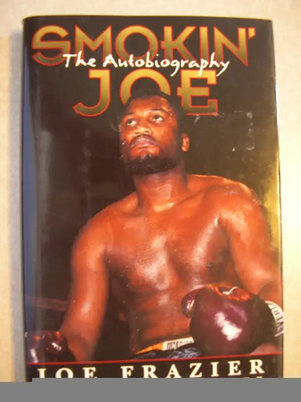 Muhammad Ali / Cassius Clay book collection in Non-fiction in Windsor Region - Image 7