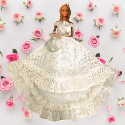Barbie vintage 85-90 avec une fabuleuse robe de mariée, View more