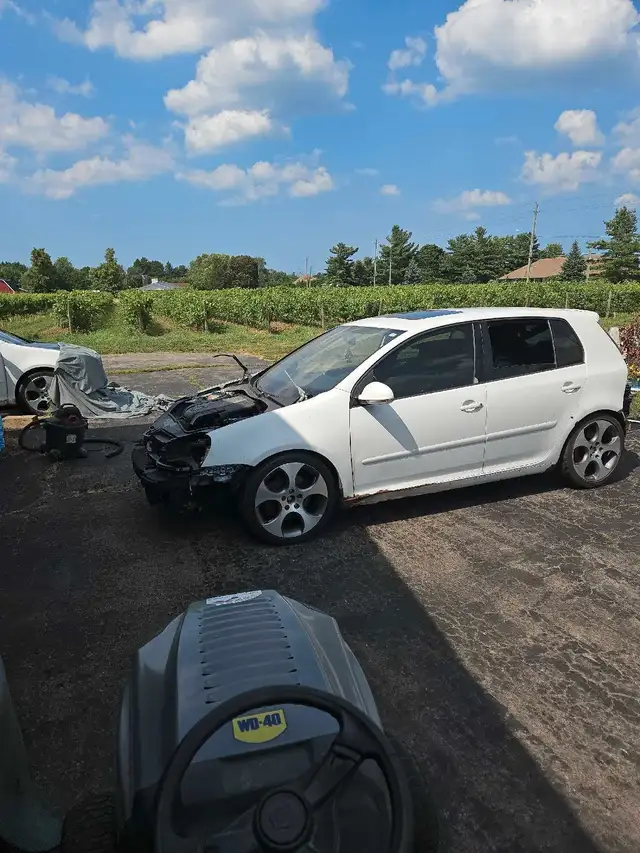 2007 Mk5 GTI Project ( 2 cars )63804705506435120