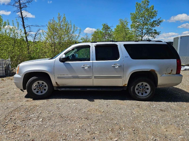 Yukon XL 2014 SLT