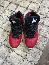 Jordan shoes USA 11 size