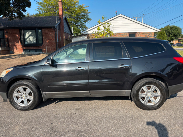 2011 Chevy Traverse AWD in Cars & Trucks in City of Toronto - Image 2