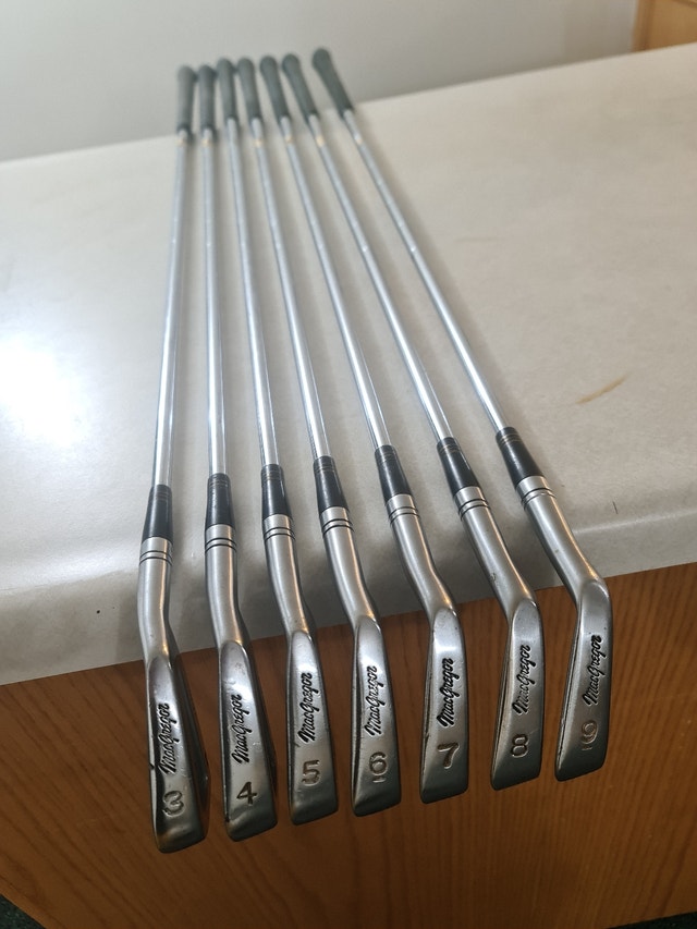 RH Golf set Golf Winnipeg Kijiji