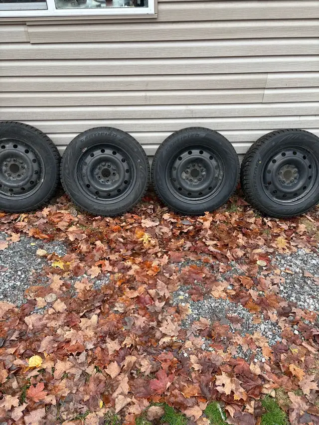 Studded winter tires in Tires & Rims in Gatineau - Image 2