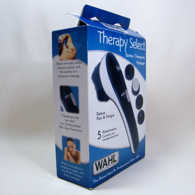 Wahl Therapeutic Hand Held Massager 5 Attachments 2 Speeds in Health & Special Needs in City of Toronto - Image 4