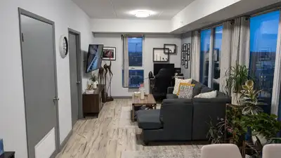 Looking for the perfect place to live? This spacious 1-bedroom apartment on the 10th floor of the HU...