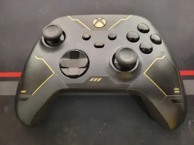 Xbox Series X Halo Infinite Limited Controller, View more