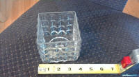 Pot en verre 3 x 3.6 pouces (150421-9T)