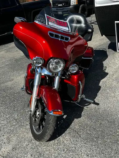 2014 Harley-Davidson Electra Glide · Driven 89,000 kilometers *BOUGHT A CVO THIS ONES GOT TO GO!!!!...