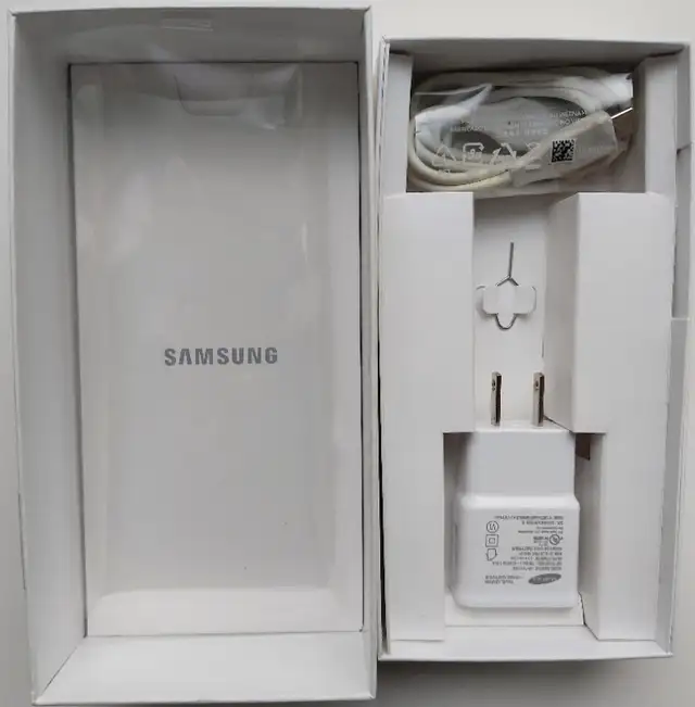 Cell phone Samsung Galaxy A70 in Cell Phones in City of Toronto - Image 7