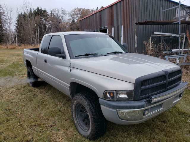 1998 Dodge Ram 1500 4x4 133km in Cars & Trucks in St. Albert - Image 2