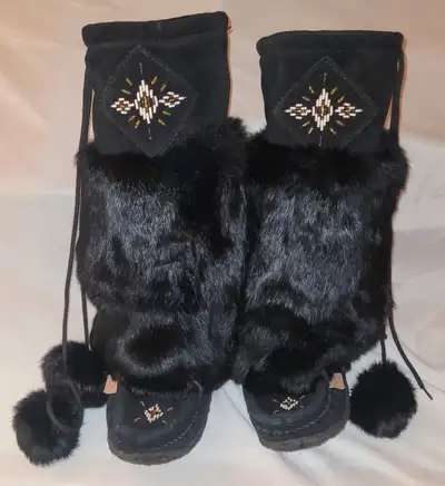 Womens Laurentian Chief Mukluks / Coach Shearling hiker Boots, View more