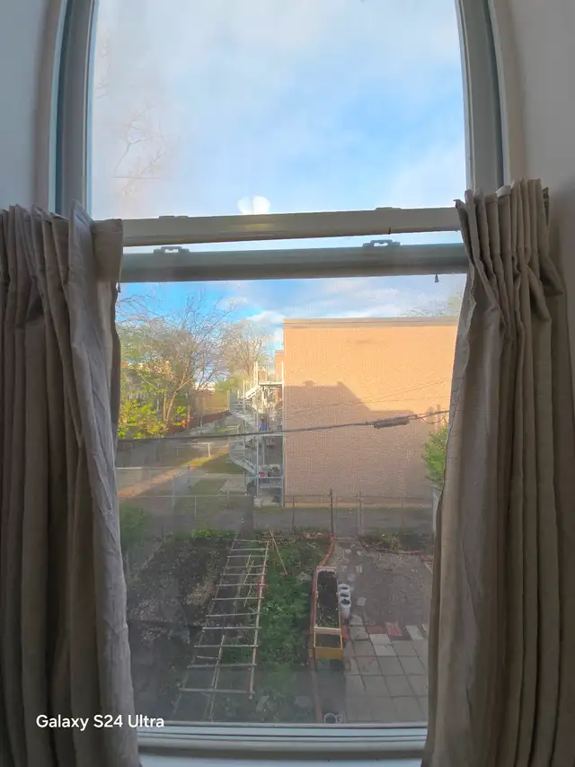 Spacious Duplex Apartment in Pointe-Saint-Charles in Long Term Rentals in City of Montréal - Image 21