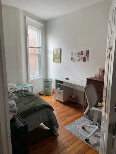 Room for Rent (Students Only)