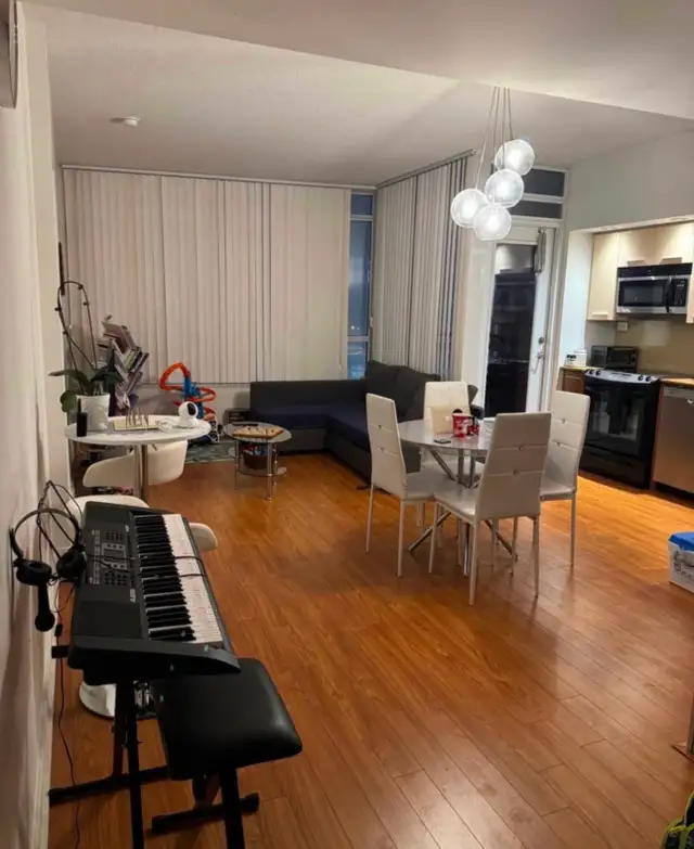 Room for rent 600961303016253447