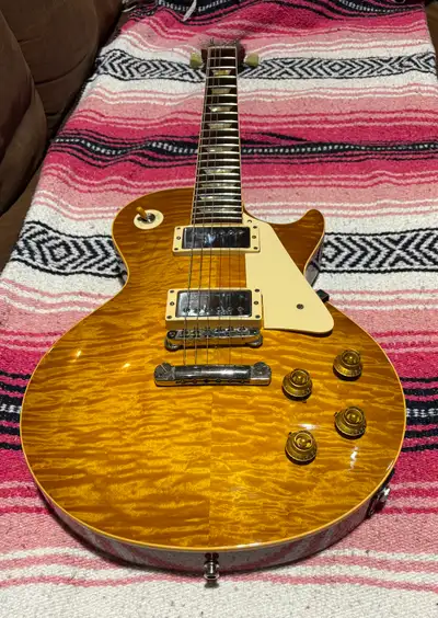 2010 Gibson Custom Shop R9, View more