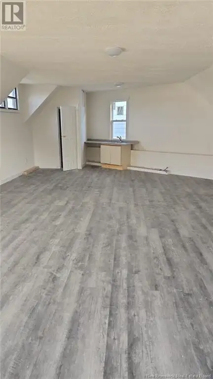 Apartment and 2 stores for rent in Room Rentals & Roommates in Saint John - Image 9