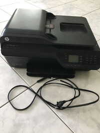 HP Officejet 4620 Print/Fax/Scan/Copy (SELL FOR PARTS)