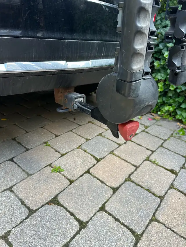 Yakima Full Tilt 5 Bike Carrier in Clothing, Shoes & Accessories in City of Toronto - Image 6