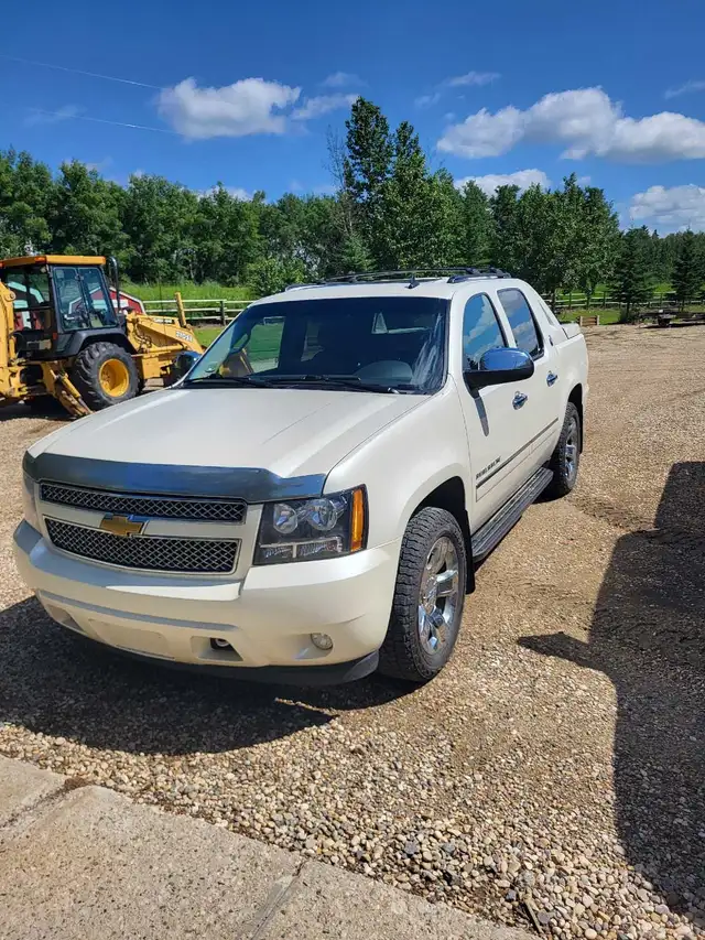 2013 Avalanche 