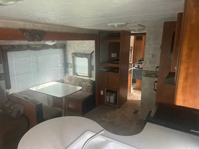 2007 30’ Tango Travel Trailer in Travel Trailers & Campers in Nelson - Image 9