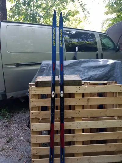 PELTONEN X COUNTRY SKIS 195 CM, View more