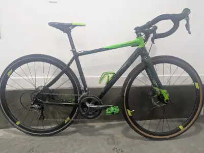 2017 Norco Search x6 cross/ gravel aluminum frame bike in good condition. Size 53cm (medium?). I am...