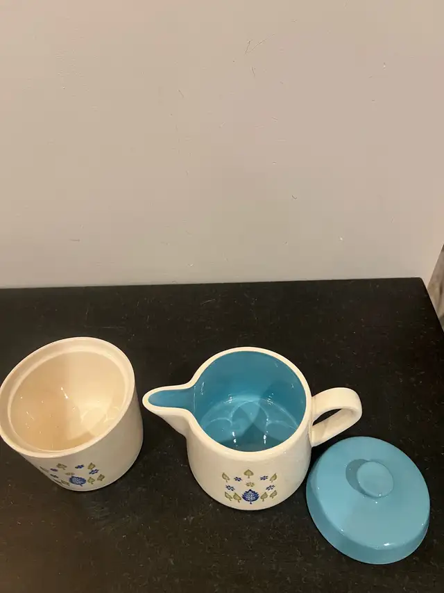 MCM Cream and Sugar Set in Kitchen & Dining Wares in Mississauga / Peel Region - Image 2