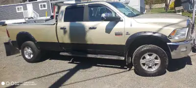 All Laramie features and lots of extras. 20,000 lb 4 way fifth wheel hitch. Custom electric boat loa...