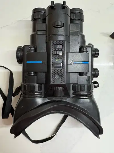 Explore the night with this Spy Net night vision goggles and watch set! While these items are used,...