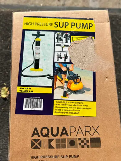 2.2 L HIGH PRESSURE AQUAPARX MANUAL PUMP NEW IN THE BOX AS PICTURED FOR PADDLE BOARDS ETC. ASKING ON...