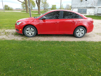 For sale 2014 Manual Chevy Cruze  