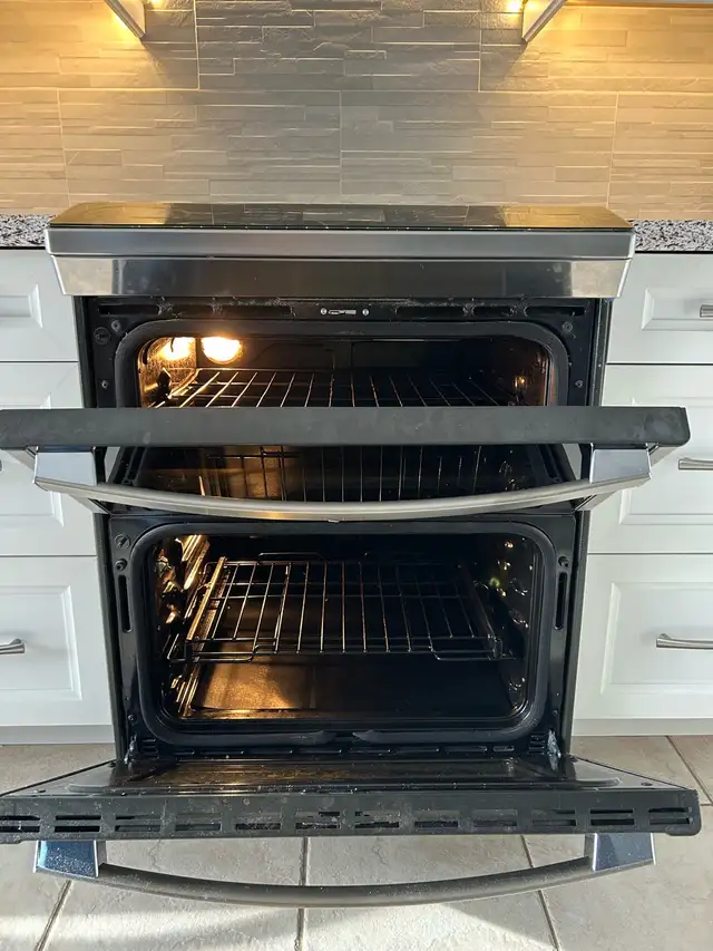 GE Profile Double Oven in Stoves, Ovens & Ranges in Barrie - Image 4