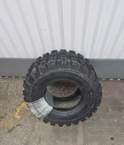 New! CST Ambush 22X10-10 ATV Tire *Located in Niagara* This is a brand new CST Ambush 22X10-10 ATV T...