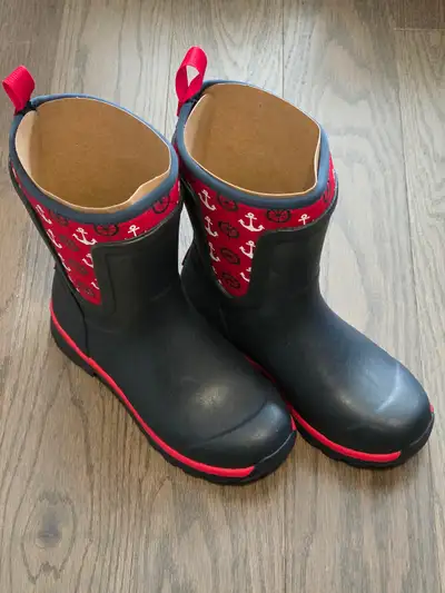 Muck Boot Company - Kid's Size 2 Rain Boots - BRAND NEW IN BOX!, View more