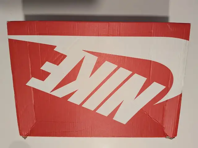 4-5Y Nike Kids Air More Uptempo What The" sneakers in Men's Shoes in City of Toronto - Image 8