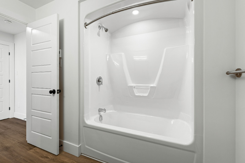 3 Bedroom 1.5 Bath Available August 1st Dieppe NB Long Term