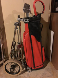 Sac de golf vintage et fers