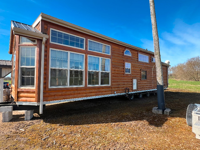 Tiny house Park Model Mobile home dans Houses for Sale in Guelph - Image 2