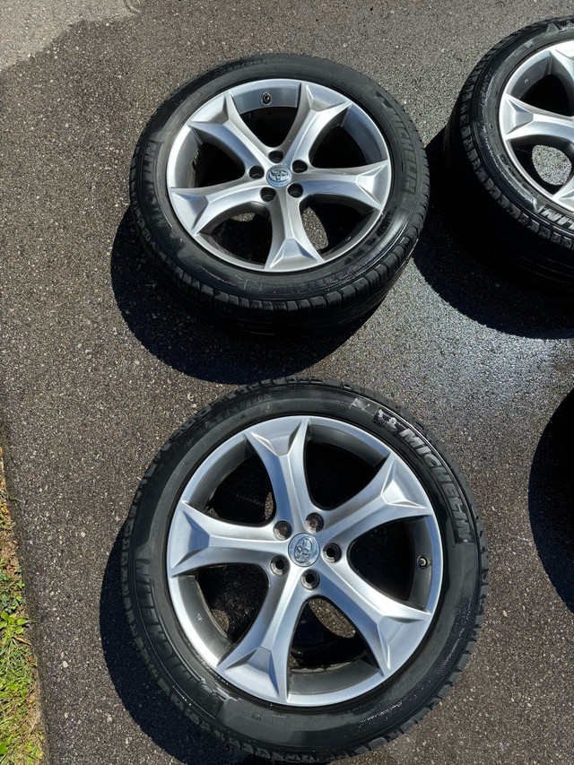 Venza rims / tires P245/50/R20 in Tires & Rims in Cambridge - Image 3