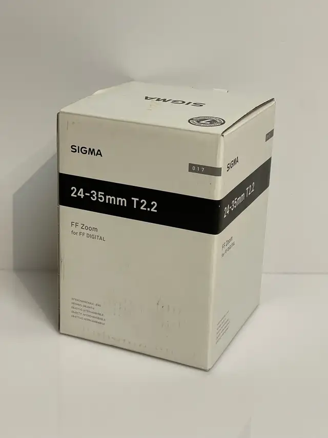 Sigma 24-35mm T2.2 Cine FF Zoom EF mount W Sigma MC 11 Adapt63771549195137122