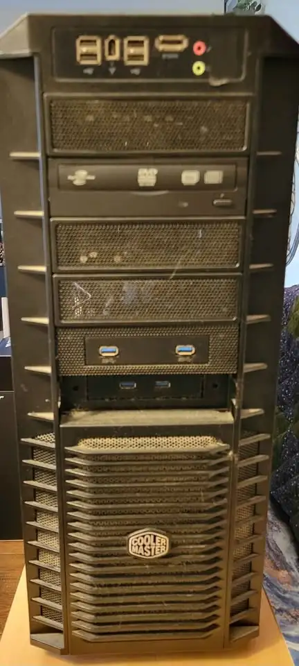 i7-2500K Gaming PC / Parts System – HAF Case, 750W PSU – $180 in System Components in Calgary - Image 3