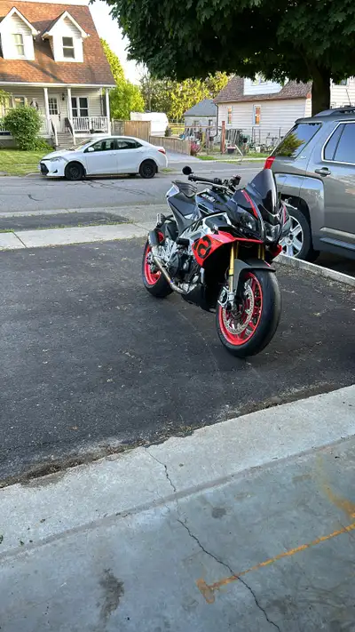 2019 Aprilia Tuono V4 1100 Factory. Oil and filter changes every 3,500 kms, valves checked/adjusted...